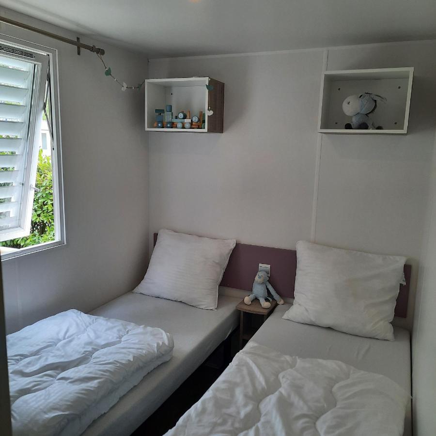 Kajuit423 6Pers 5Sterren Vakantiepark Bergumermeer Aan Het Water In Friesland Met Zwembad Villa Suameer Ngoại thất bức ảnh