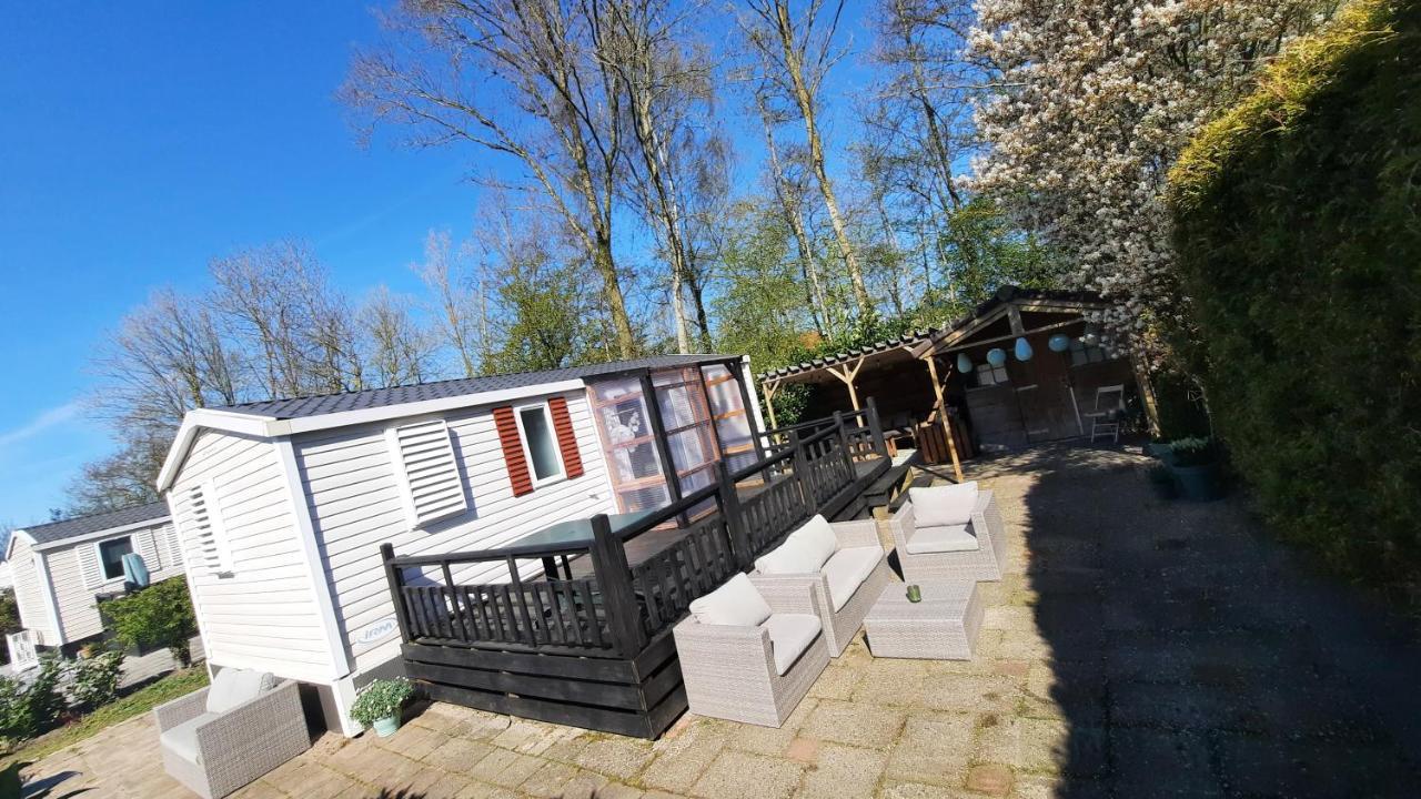 Kajuit423 6Pers 5Sterren Vakantiepark Bergumermeer Aan Het Water In Friesland Met Zwembad Villa Suameer Ngoại thất bức ảnh