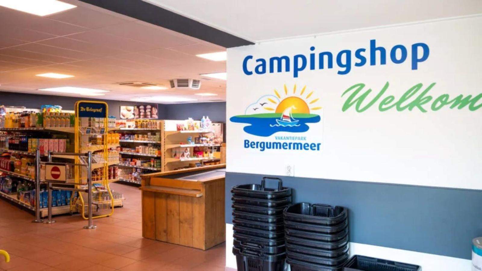 Kajuit423 6Pers 5Sterren Vakantiepark Bergumermeer Aan Het Water In Friesland Met Zwembad Villa Suameer Ngoại thất bức ảnh